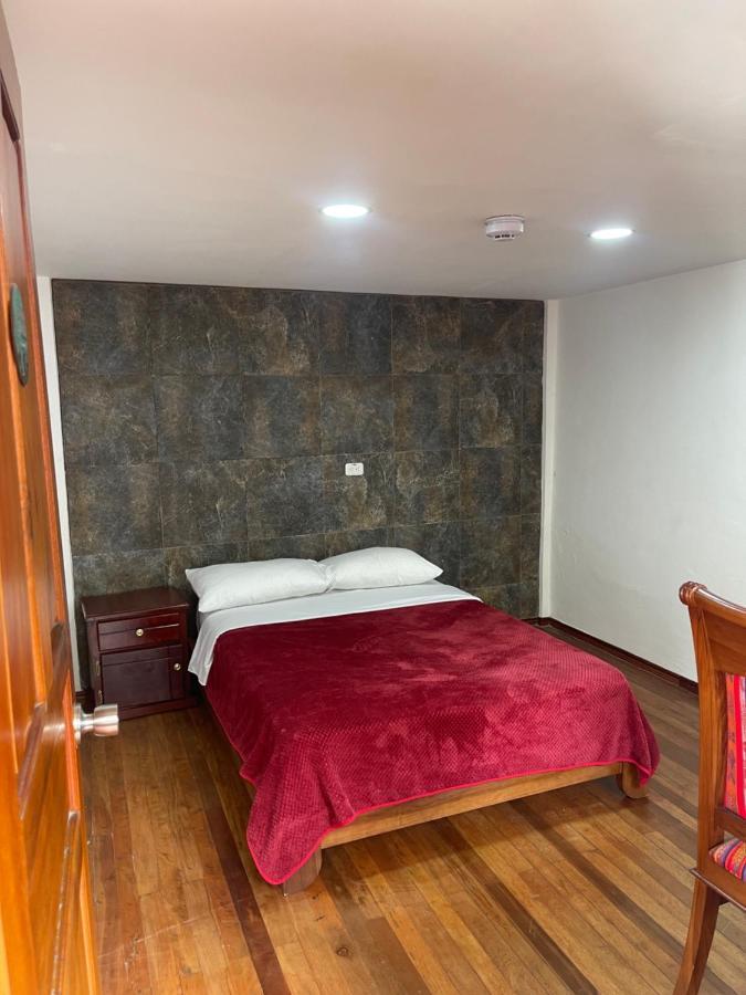 El Jardin Escondido Party Hostel Баньос Экстерьер фото